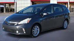 2014 Toyota Prius v Five