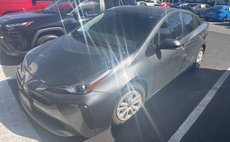 2020 Toyota Prius LE