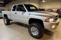 2002 Dodge Ram 2500 SLT