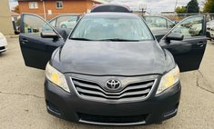 2010 Toyota Camry LE