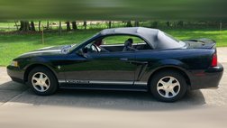 2000 Ford Mustang Base