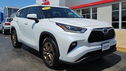2023 Toyota Highlander Hybrid Bronze Edition