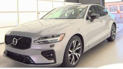 2025 Volvo S60 B5 Core