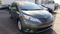 2013 Toyota Sienna XLE