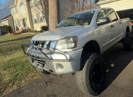 2009 Nissan Titan SE