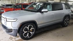 2024 Rivian R1S Adventure