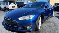 2015 Tesla Model S 70D