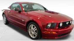 2005 Ford Mustang GT Premium
