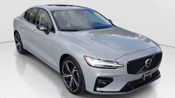 2024 Volvo S60 B5 Plus Dark Theme