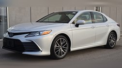 2022 Toyota Camry Hybrid XLE