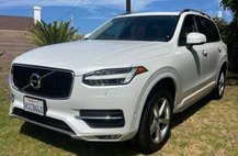 2016 Volvo XC90 T5 Momentum