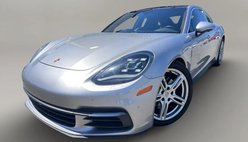 2017 Porsche Panamera 4S