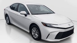 2025 Toyota Camry LE FWD