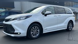 2021 Toyota Sienna XLE 7-Passenger