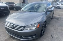 2013 Volkswagen Passat S