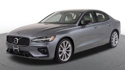 2021 Volvo S60 T5 Momentum