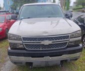 2005 Chevrolet Silverado 2500HD LS