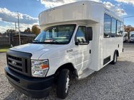 2024 Ford E-Series E-450 SD