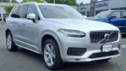 2022 Volvo XC90 T6 Momentum 6-Passenger