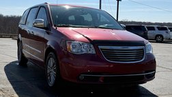 2014 Chrysler Town and Country Touring-L