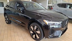 2025 Volvo XC60 T8 Plus Dark Theme