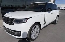 2025 Land Rover Range Rover P400 SE