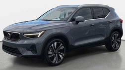 2023 Volvo XC40 B5 Ultimate Bright Theme