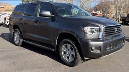 2022 Toyota Sequoia SR5