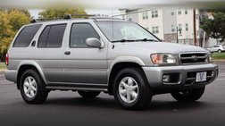 2001 Nissan Pathfinder LE