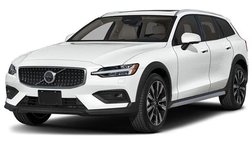 2025 Volvo V60 Cross Country B5 Plus