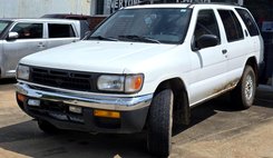 1999 Nissan Pathfinder LE