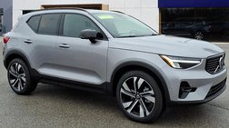 2026 Volvo XC40 B5 Plus