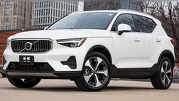 2025 Volvo XC40 B5 Core Bright Theme