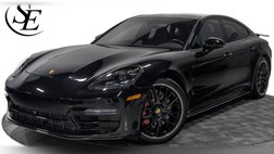 2022 Porsche Panamera GTS