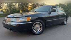 2000 Lincoln Town Car 