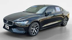 2020 Volvo S60 T6 Momentum