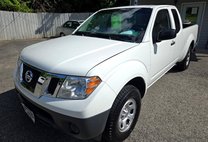 2015 Nissan Frontier S