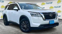 2022 Nissan Pathfinder SV