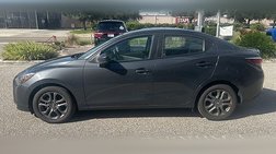 2019 Toyota Yaris LE
