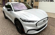 2022 Ford Mustang Mach-E California Route 1