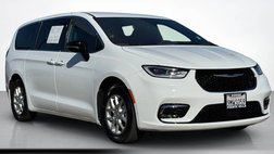 2024 Chrysler Pacifica Touring