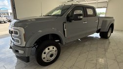 2026 Ford F-450 Super Duty Platinum