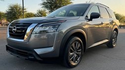 2022 Nissan Pathfinder SV
