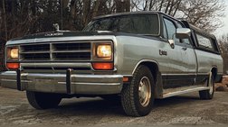 1990 Dodge RAM 150 LE