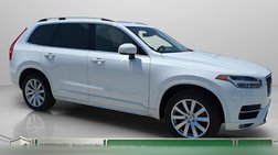2017 Volvo XC90 T6 Momentum
