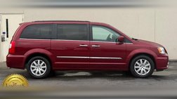 2016 Chrysler Town and Country Touring