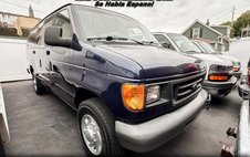 2003 Ford E-Series 