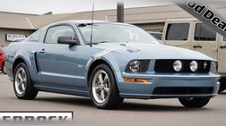 2005 Ford Mustang GT Deluxe