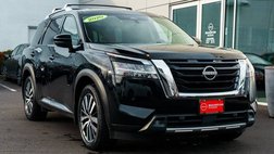 2022 Nissan Pathfinder Platinum