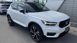 2022 Volvo XC40 T5 R-Design